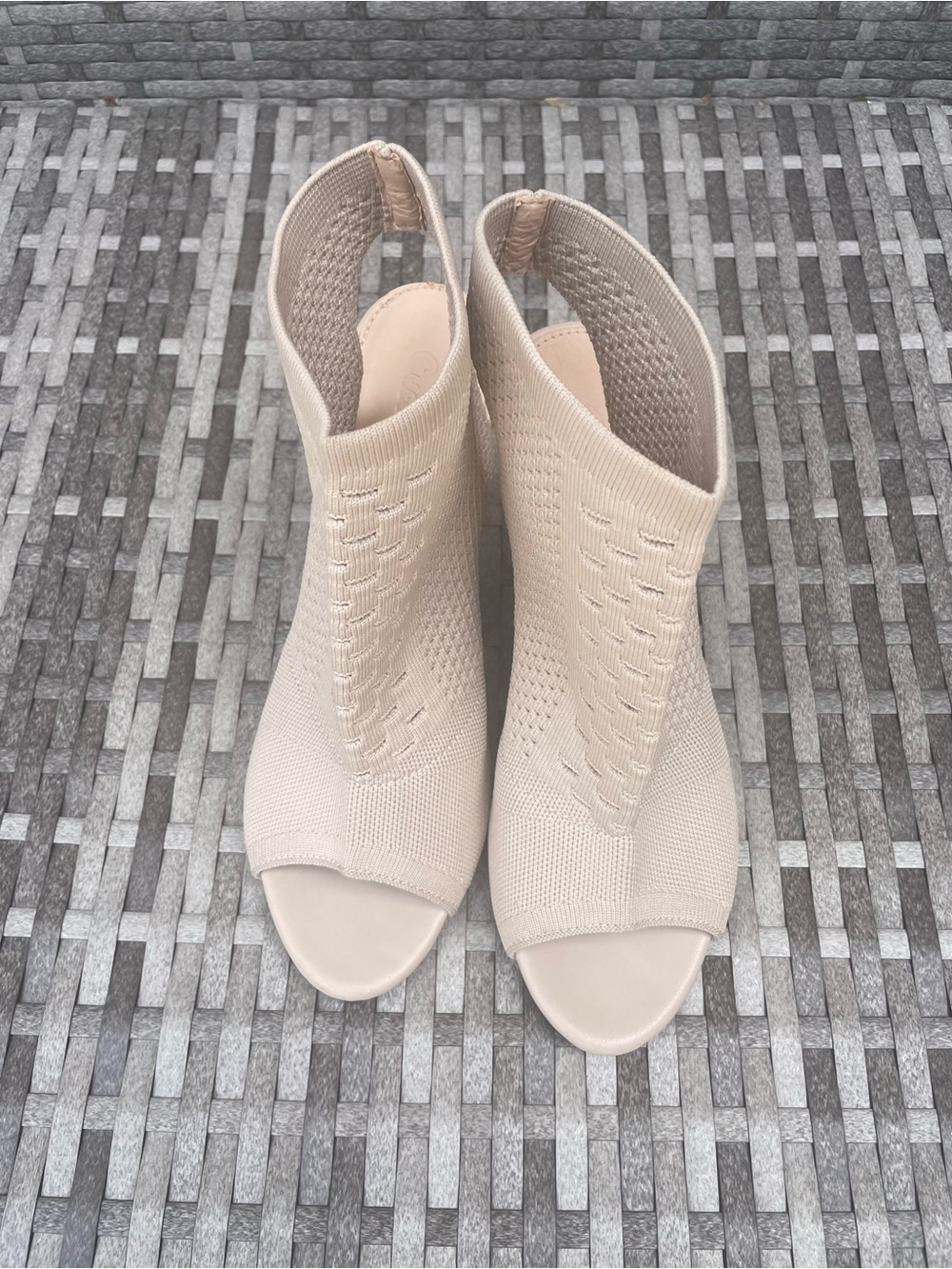 Cuccoo Beige Knit Peep-Toe Women's Booties